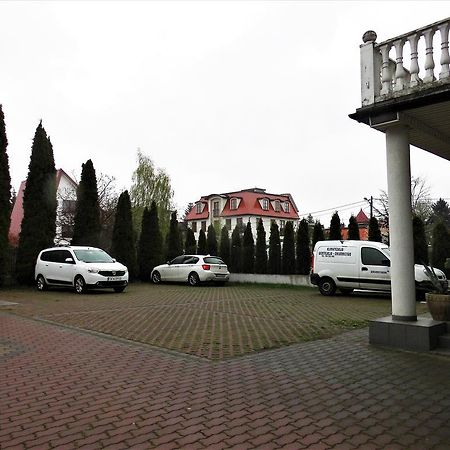 Rezydencja Parkowa Otel Varşova Dış mekan fotoğraf