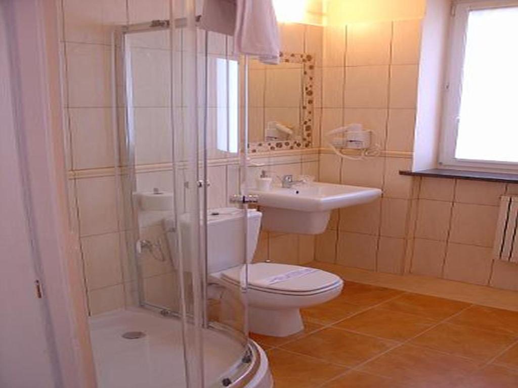 Rezydencja Parkowa Otel Varşova Oda fotoğraf