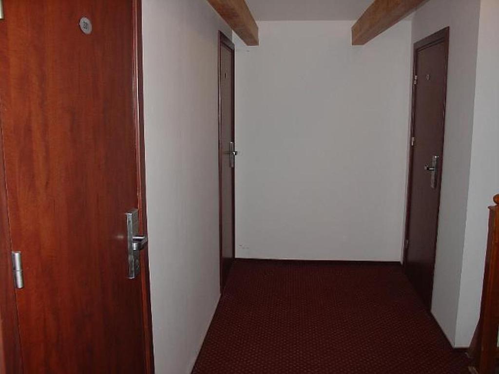 Rezydencja Parkowa Otel Varşova Oda fotoğraf