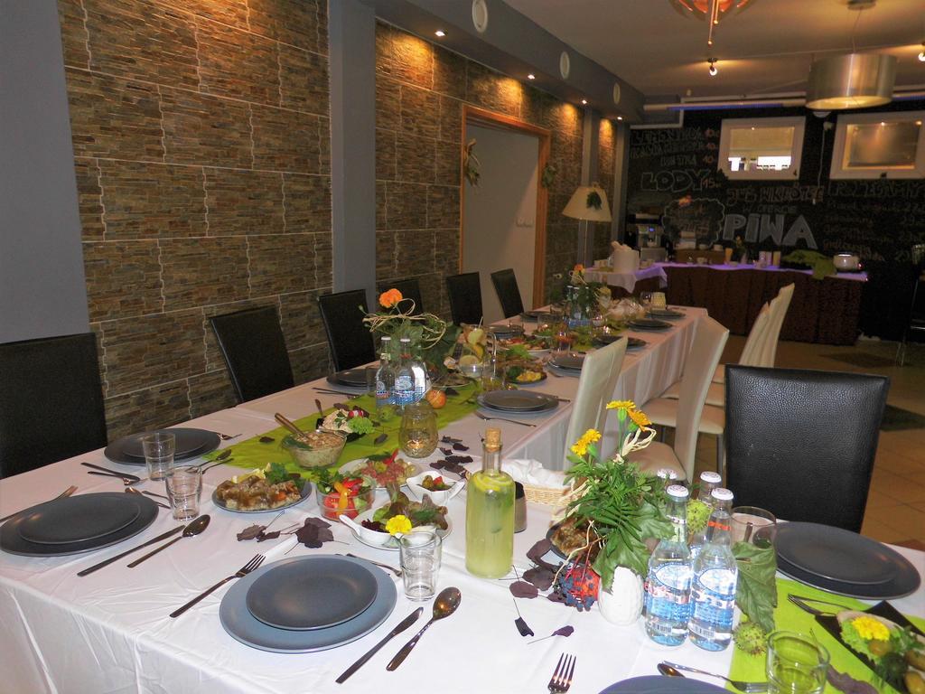 Rezydencja Parkowa Otel Varşova Dış mekan fotoğraf